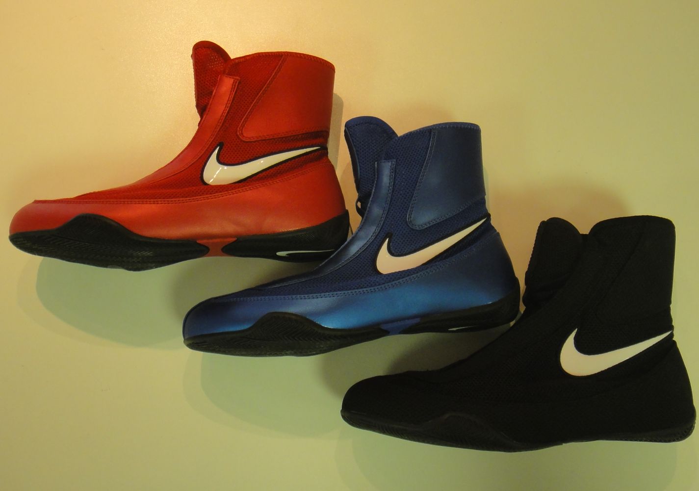 nike machomai mid boxing boots black